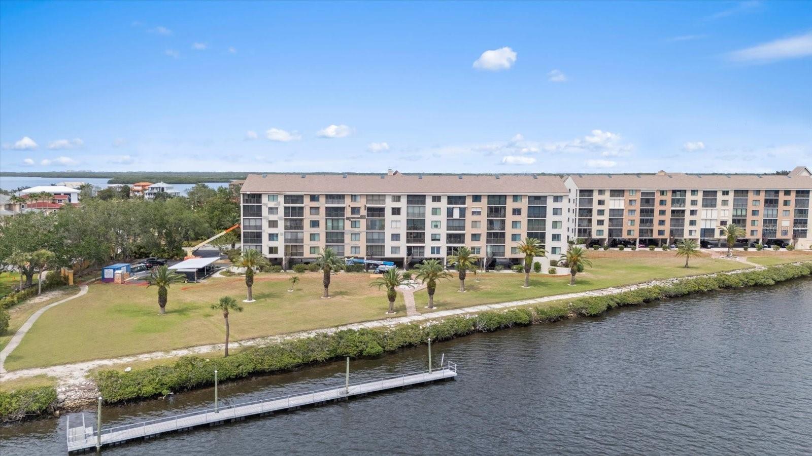 4550 Bay Boulevard, FL