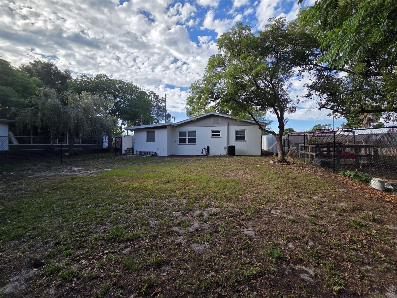 7216 James Street, FL