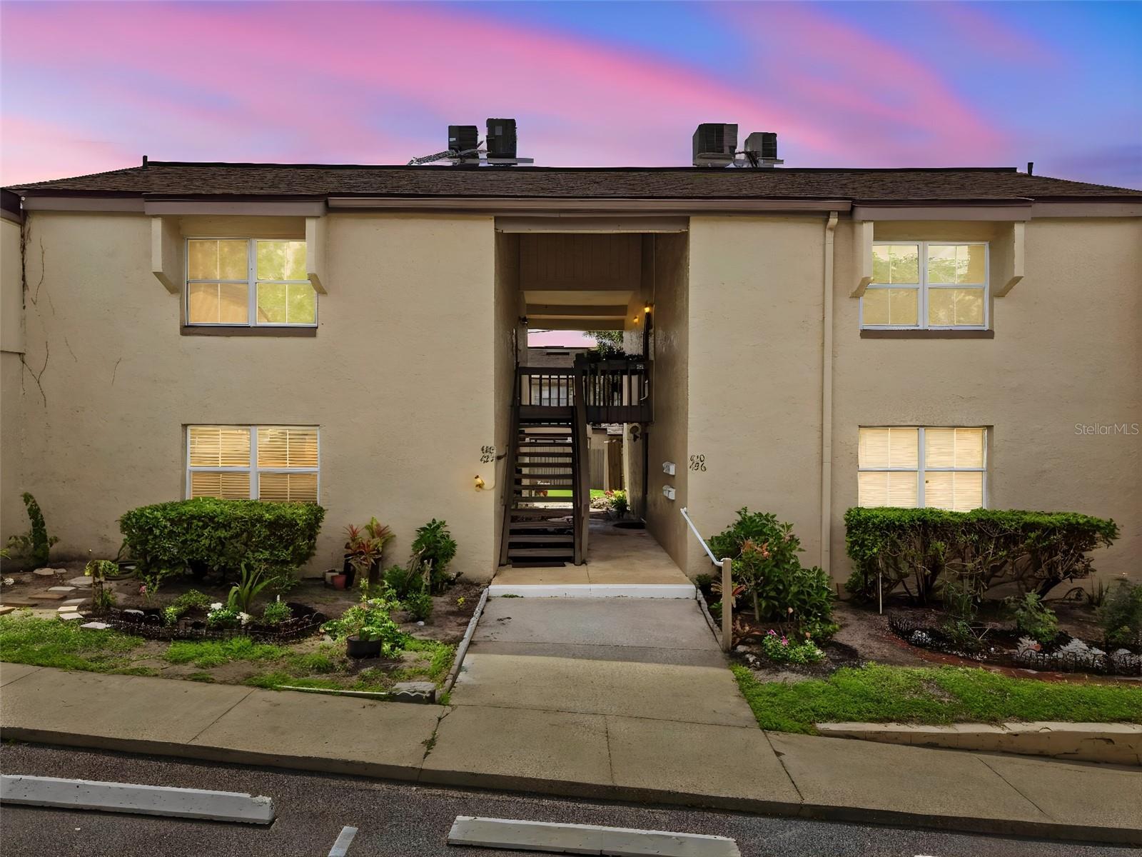 424 Windmeadows St #424, FL