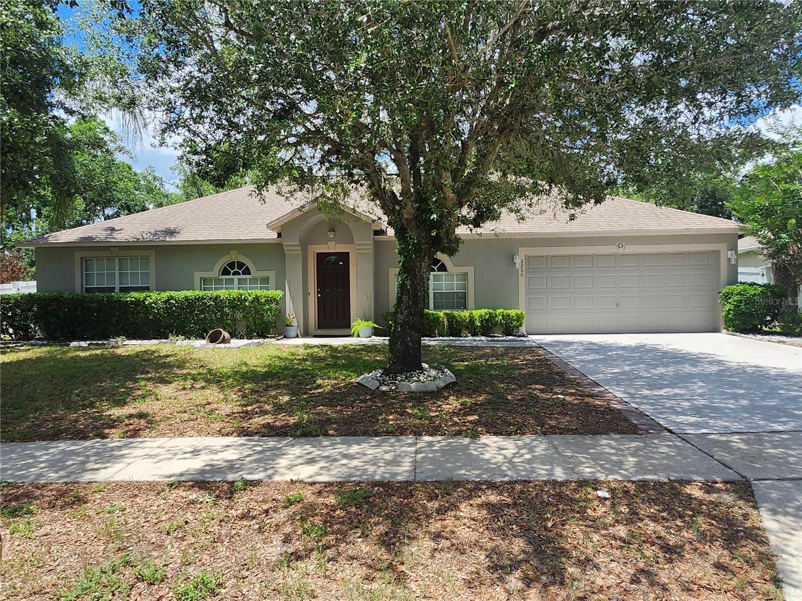 2200 El Marra Dr, FL