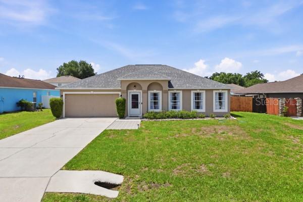 3857 Sleepy Hill Oaks Loop, FL
