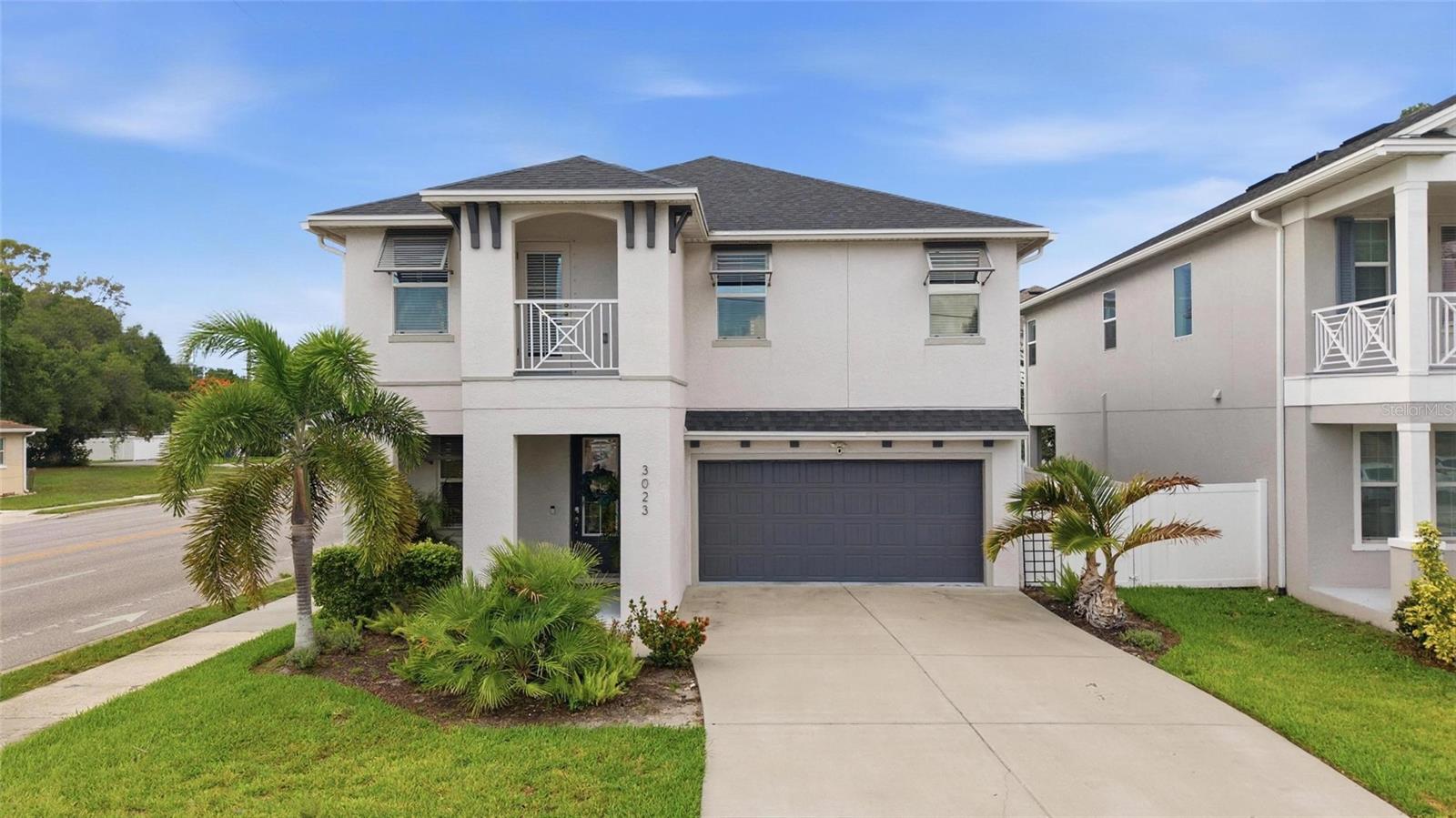 3023 W Carmen St, FL
