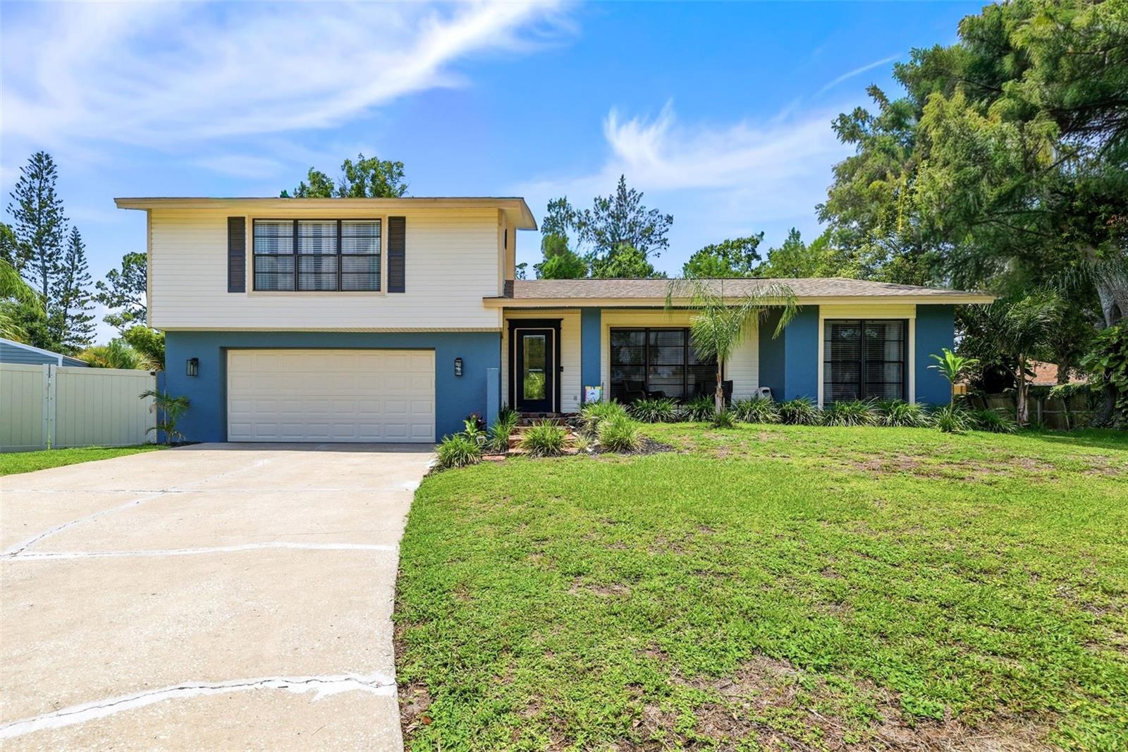15801 Ashbury Place, FL