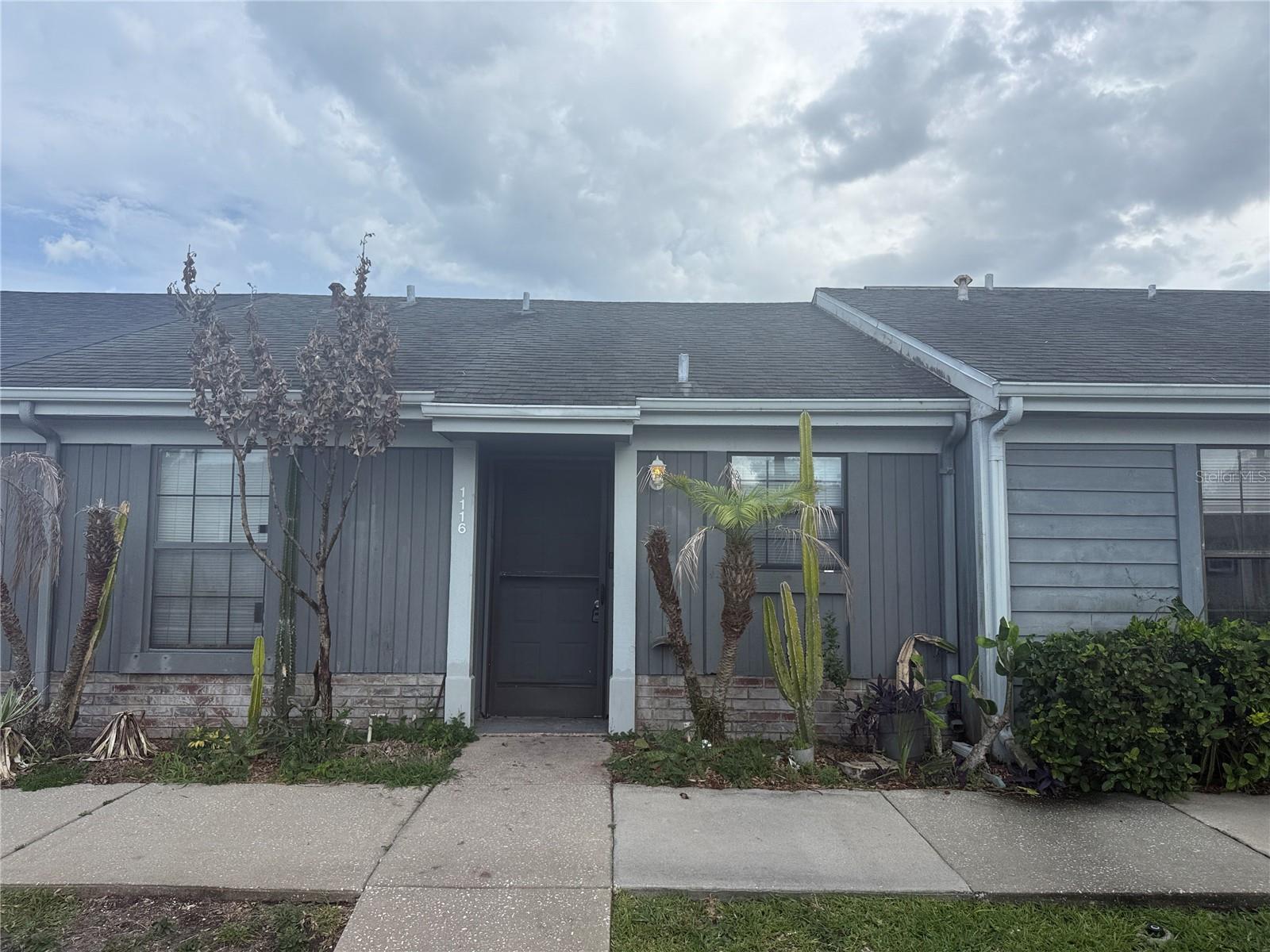 1116 Fairvilla Dr #1116, FL