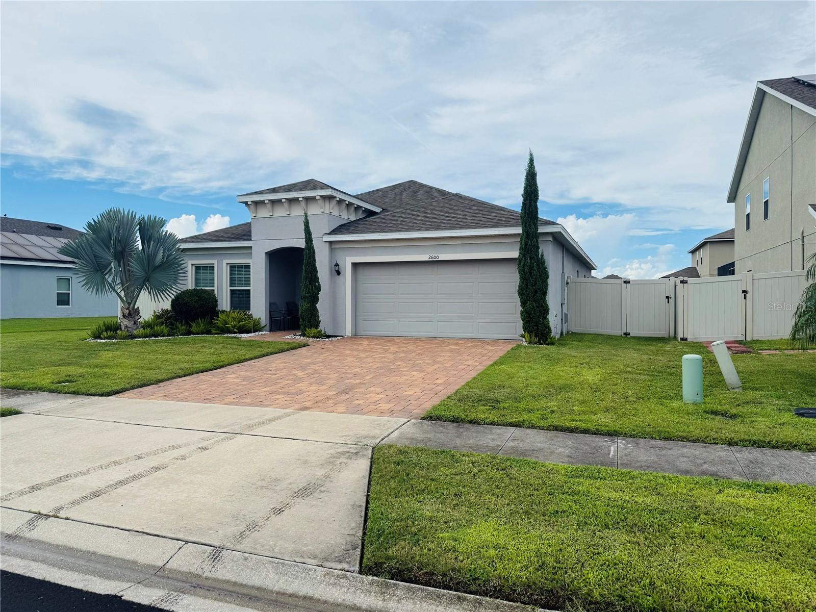 2600 Wadeview Loop, FL
