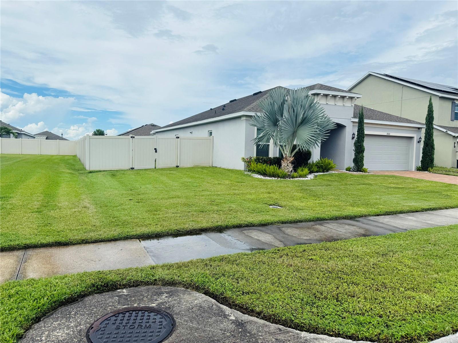 2600 Wadeview Loop, FL