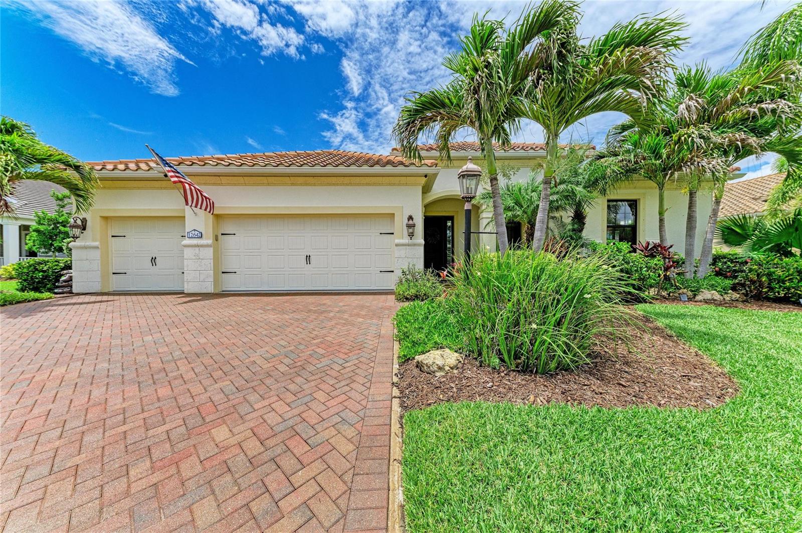 12642 Harney Street, FL
