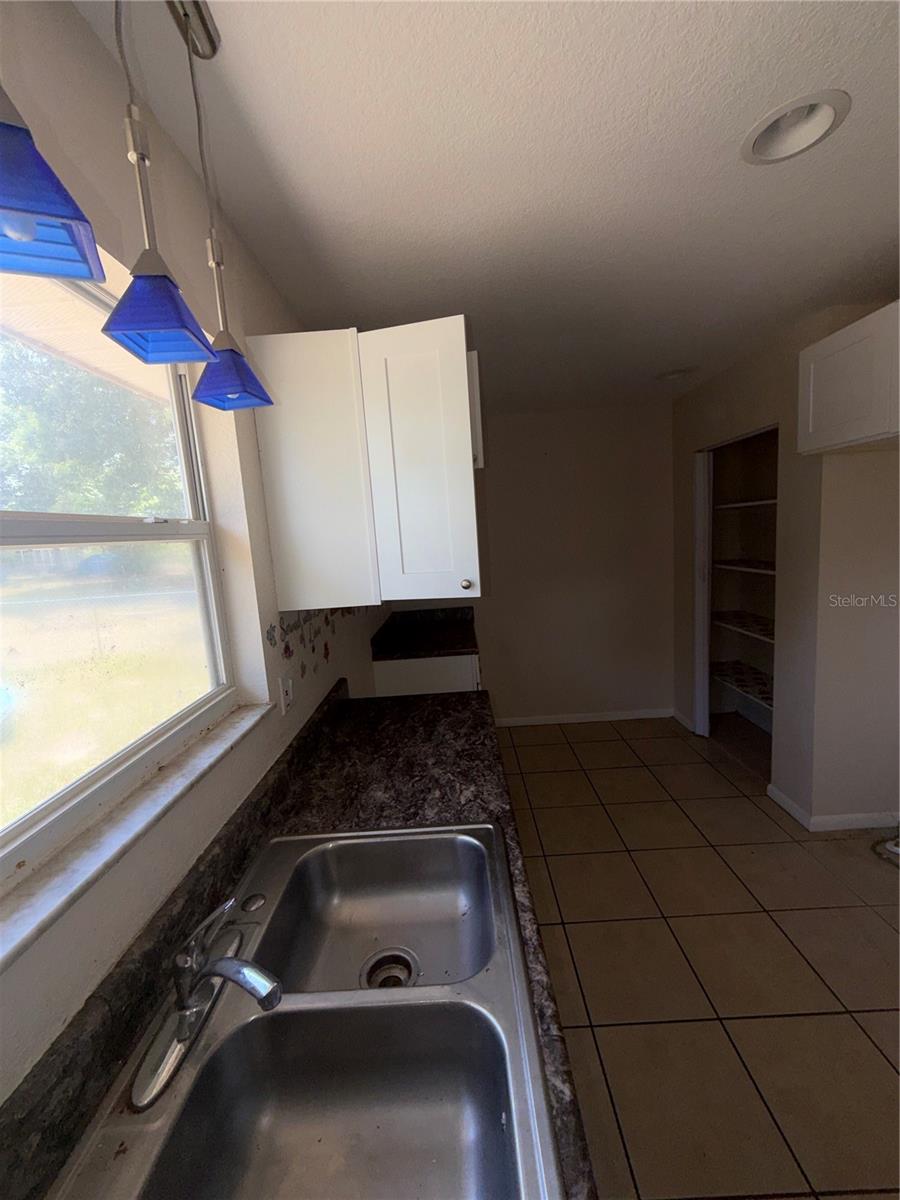 30 Sapphire Way, FL