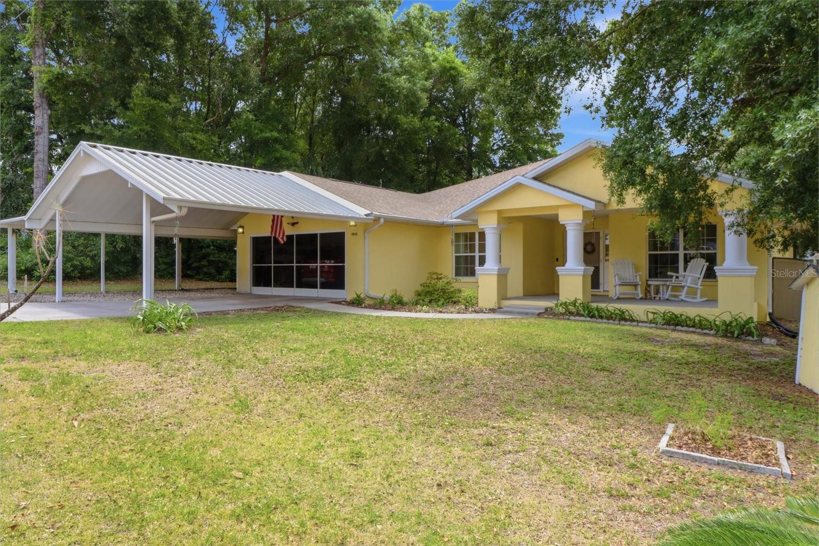 5940 W Pine Cir, FL