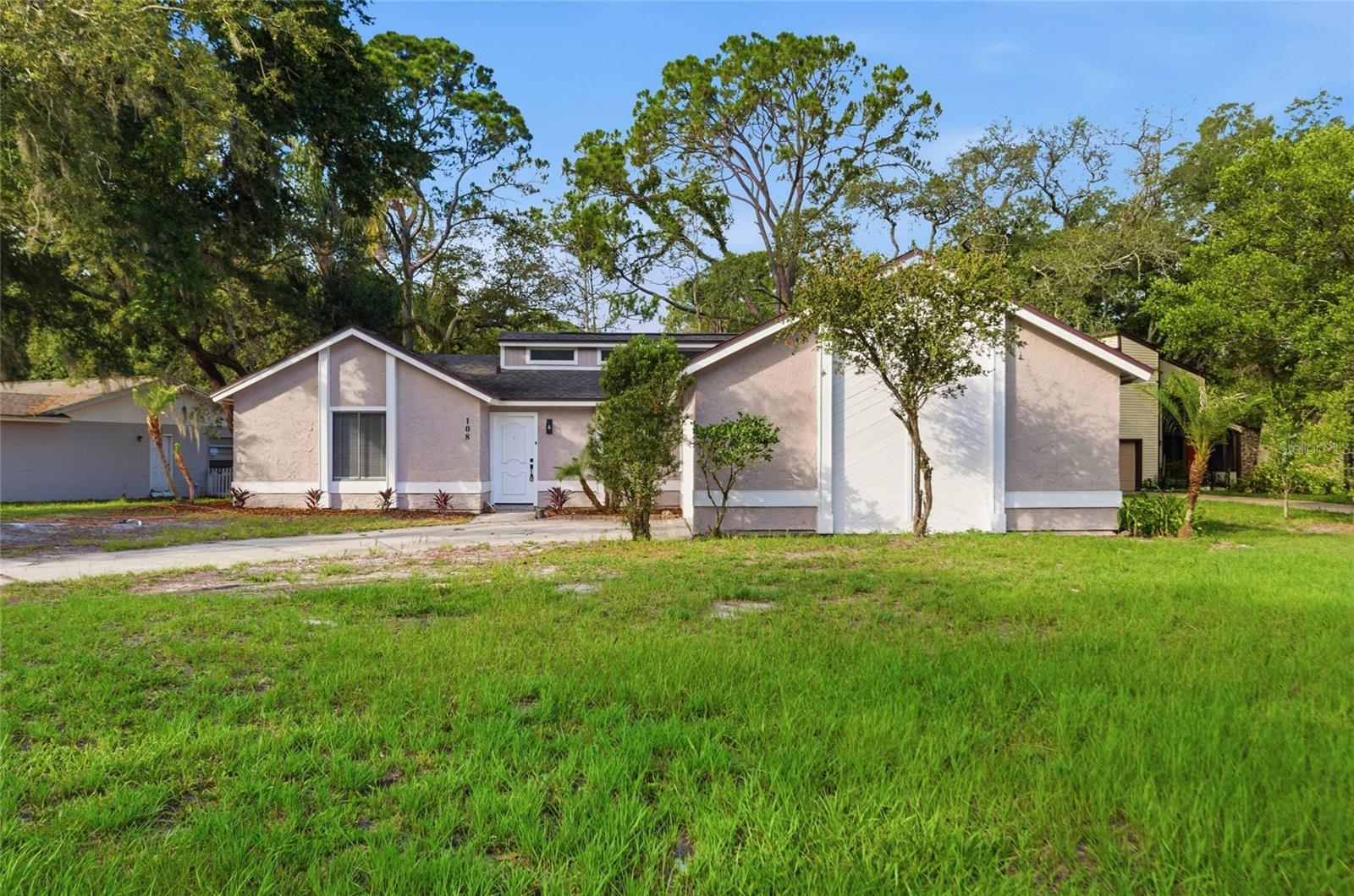 108 Westwind Ct, FL