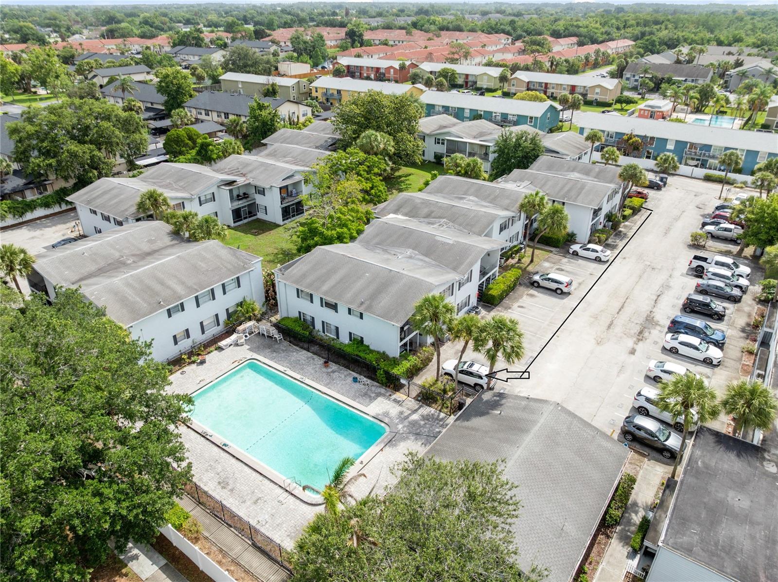 6075 Amberly Court, FL