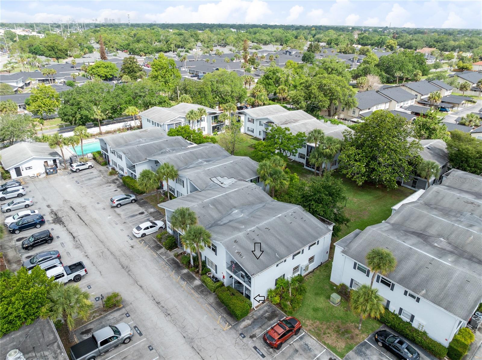 6075 Amberly Court, FL