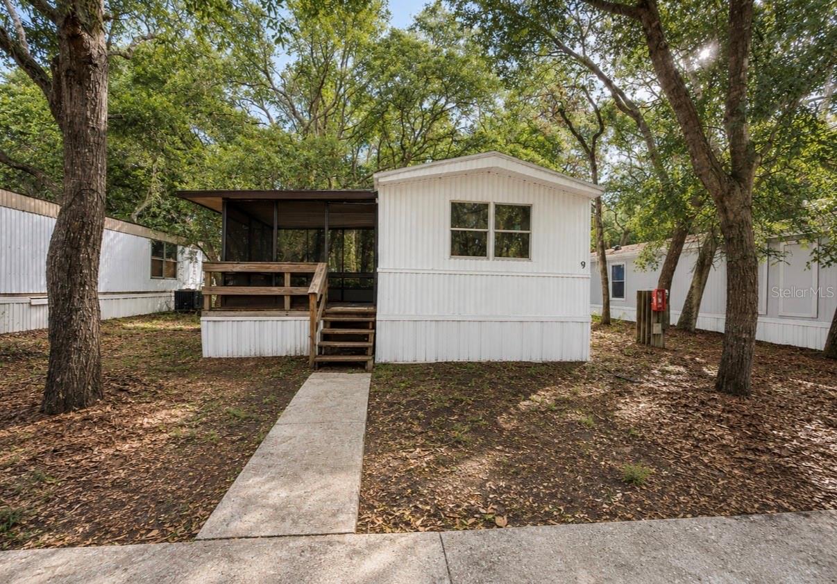 14455 E Highway 25 #9, FL