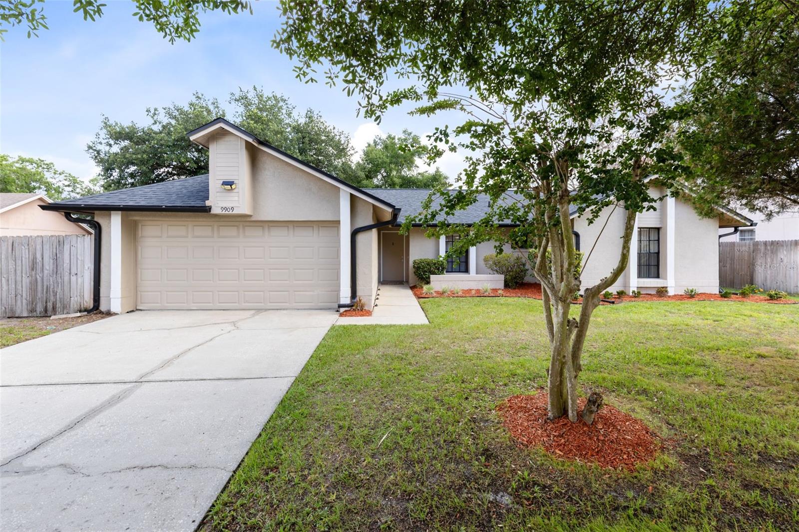 9909 Earlston Street, FL