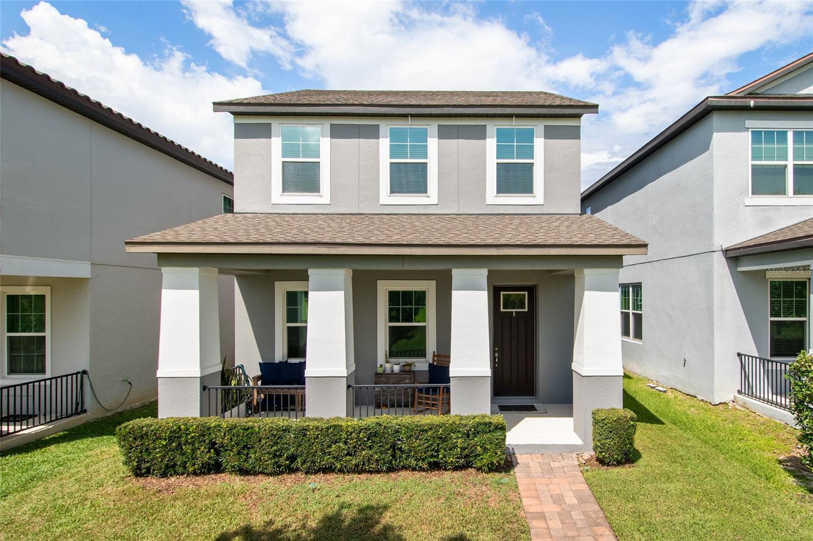 2241 White Feather Loop, FL