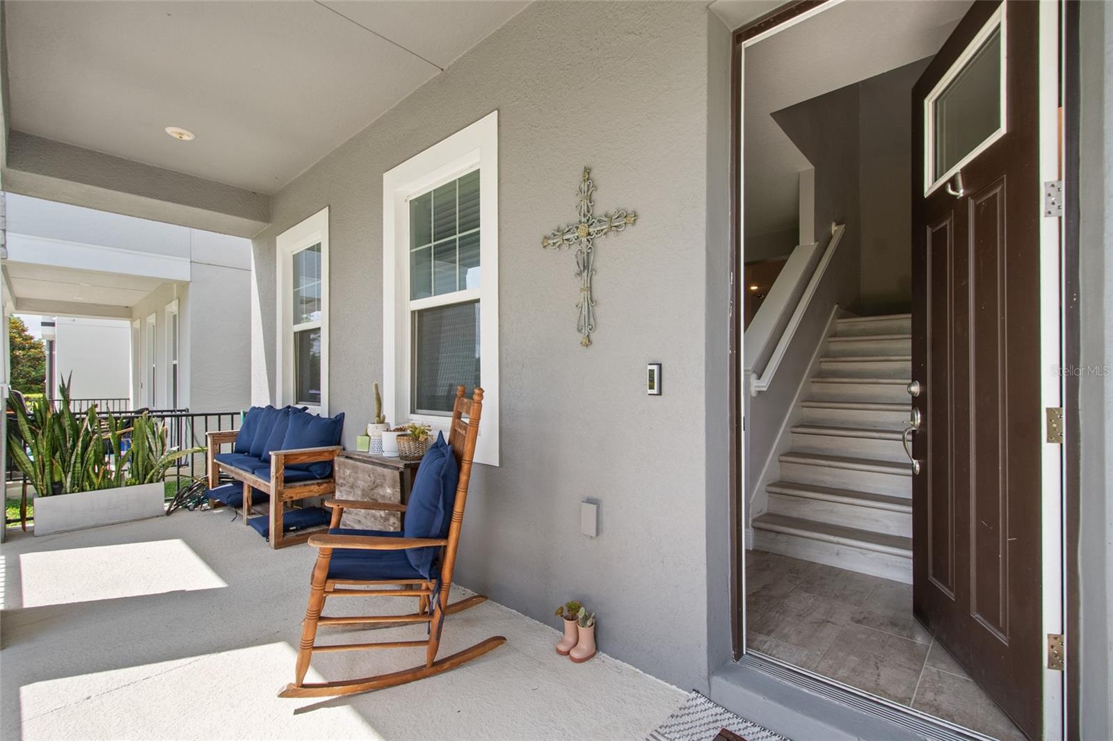 2241 White Feather Loop, FL