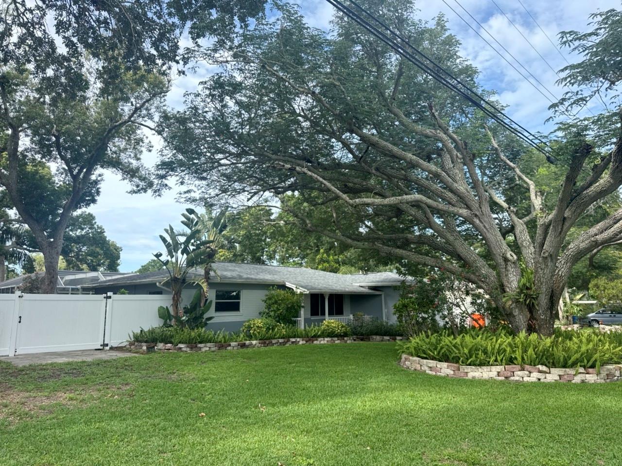13824 83rd Place, FL
