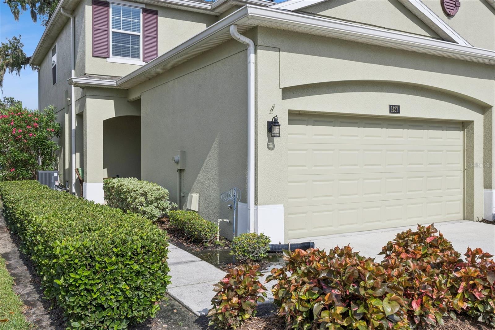 1437 Scarlet Oak Loop, FL