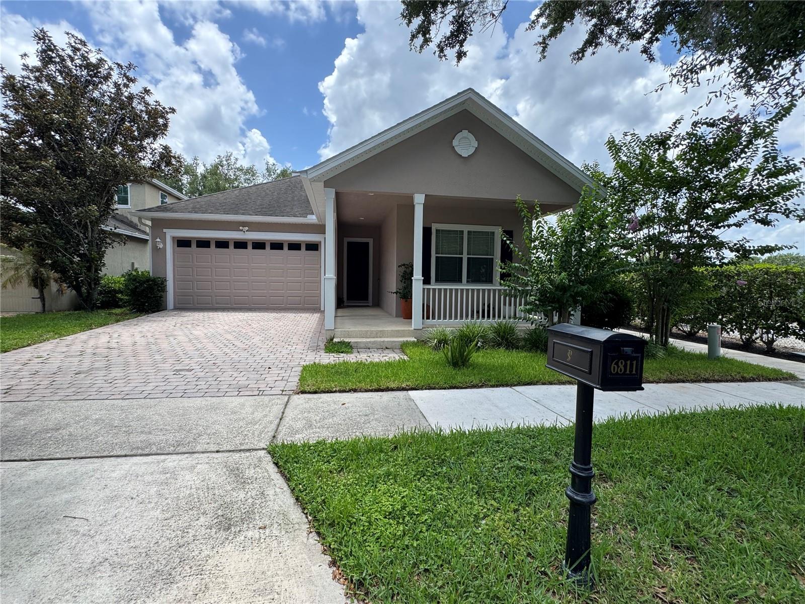 6811 Helmsley Cir, FL