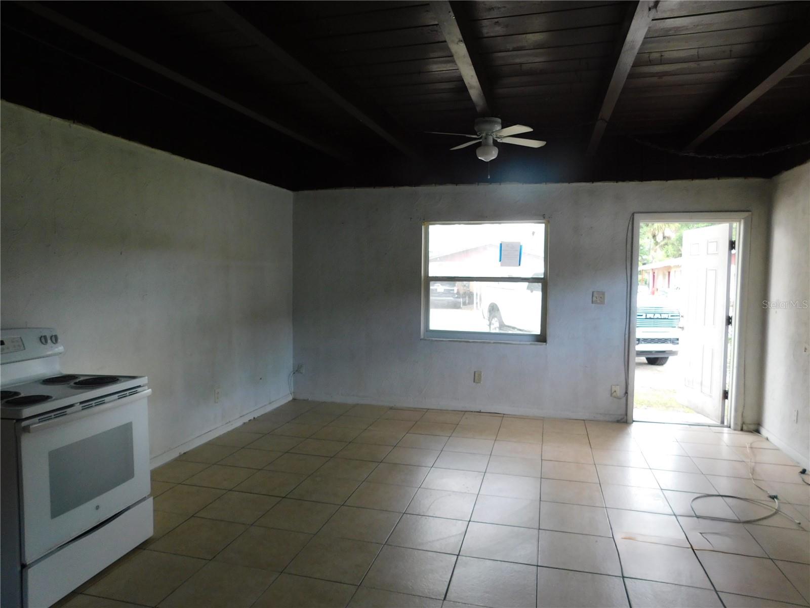913 122nd Avenue, FL