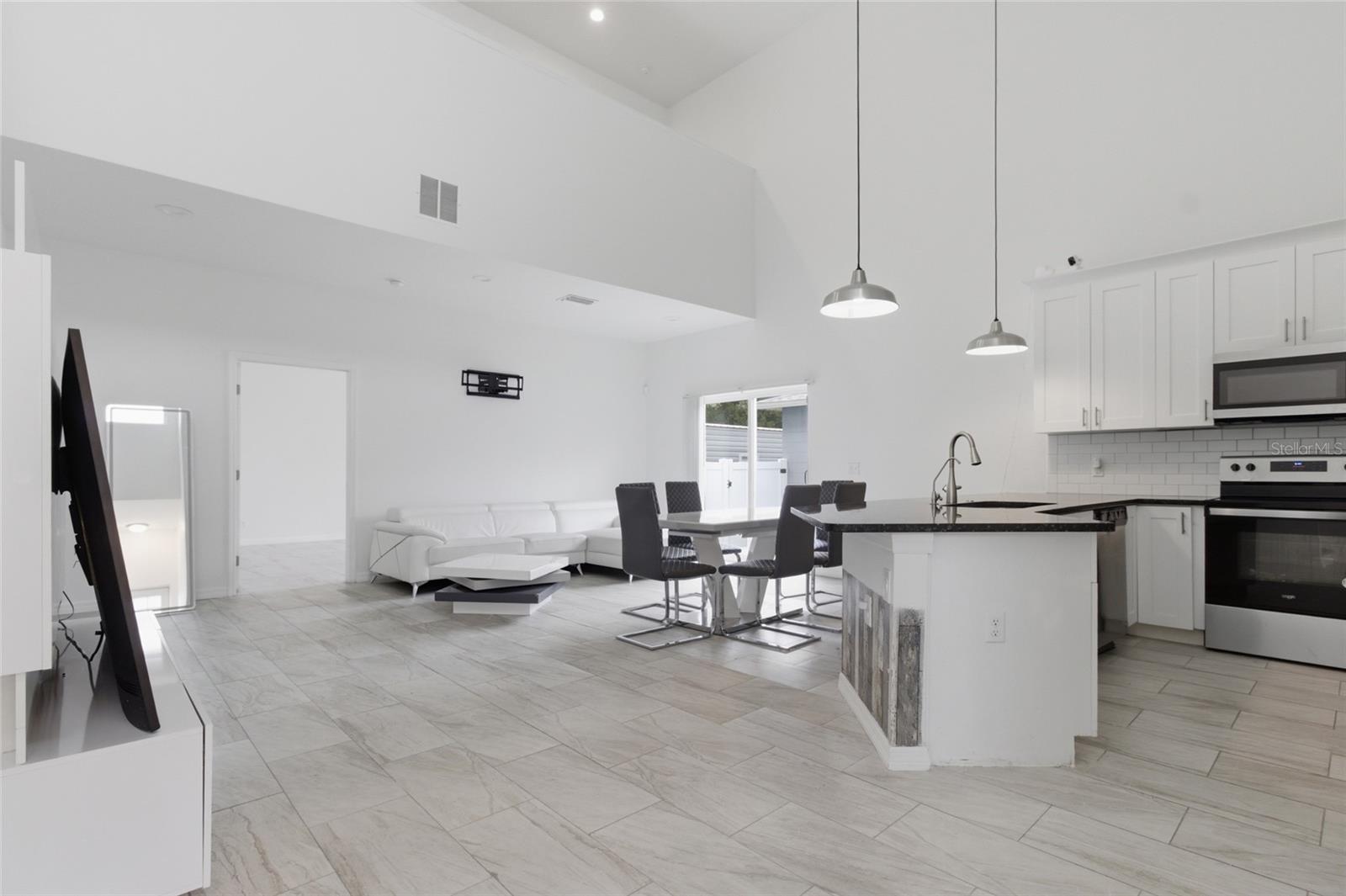 3702 Wiggins Leaf Street, FL