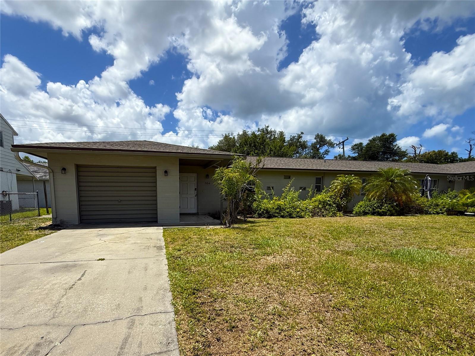 364 Briarwood Rd, FL