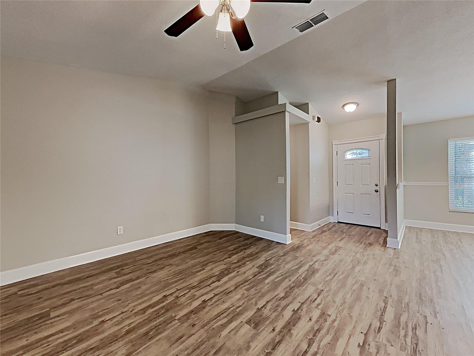10628 Crescendo Loop, FL