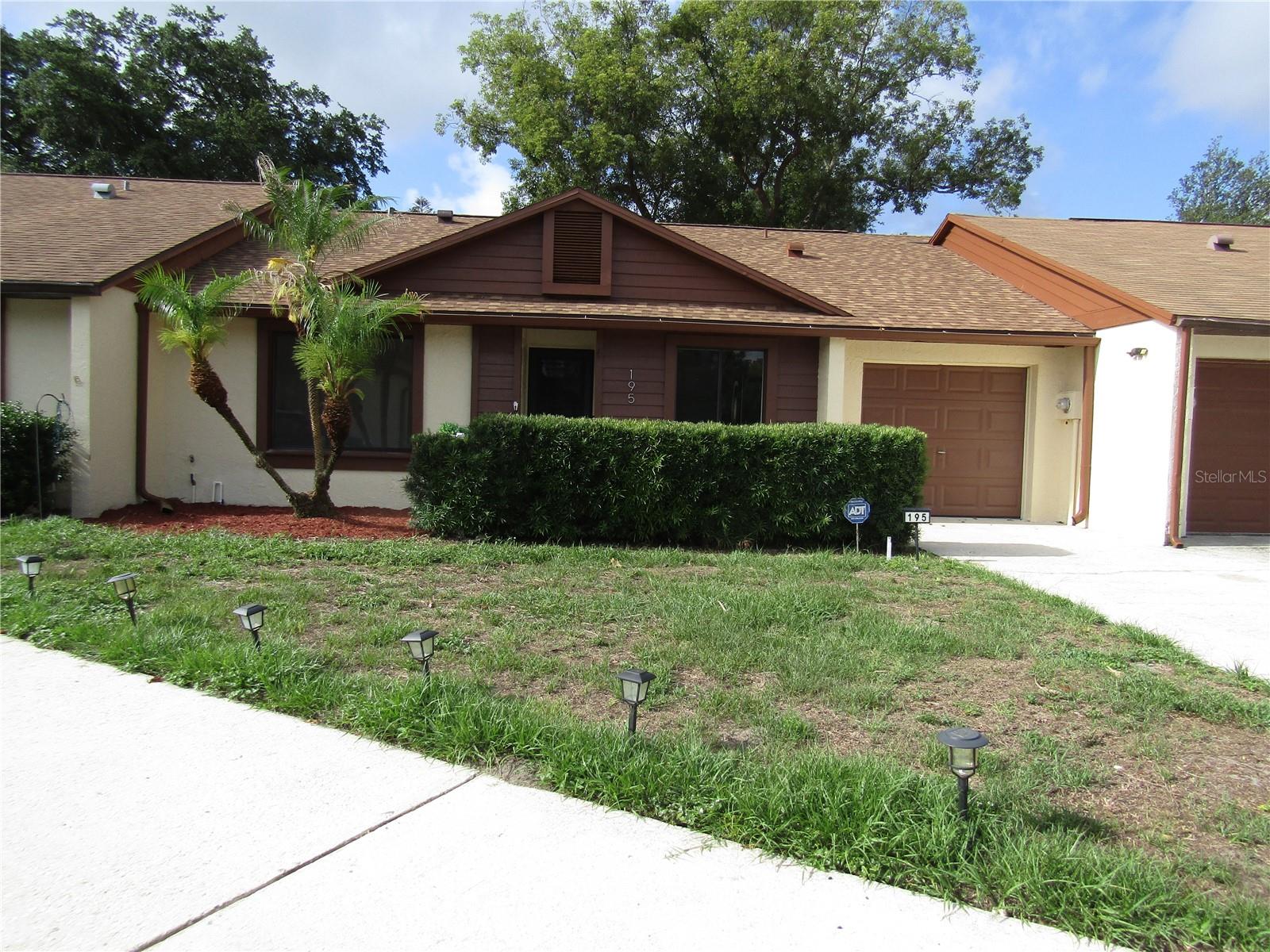 195 Pine Knoll Ct, FL