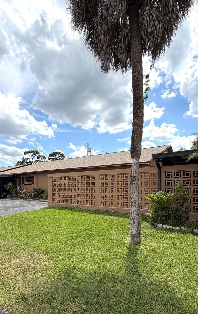 432 E Street, FL