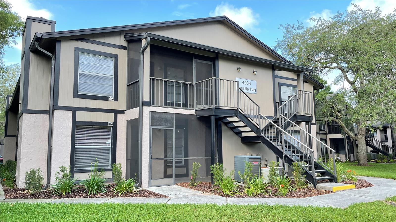 4034 Dream Oak Place, FL
