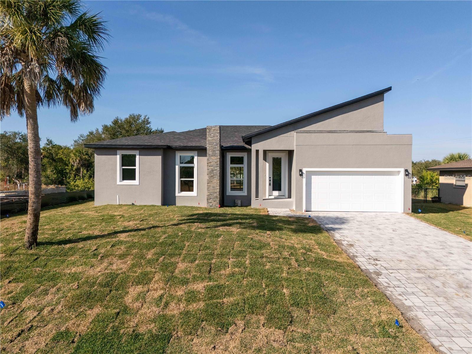 15 Ramblewood Street, FL