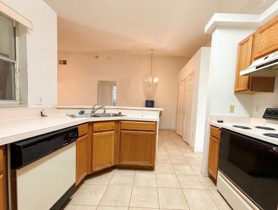 339 Inglenook Circle, FL