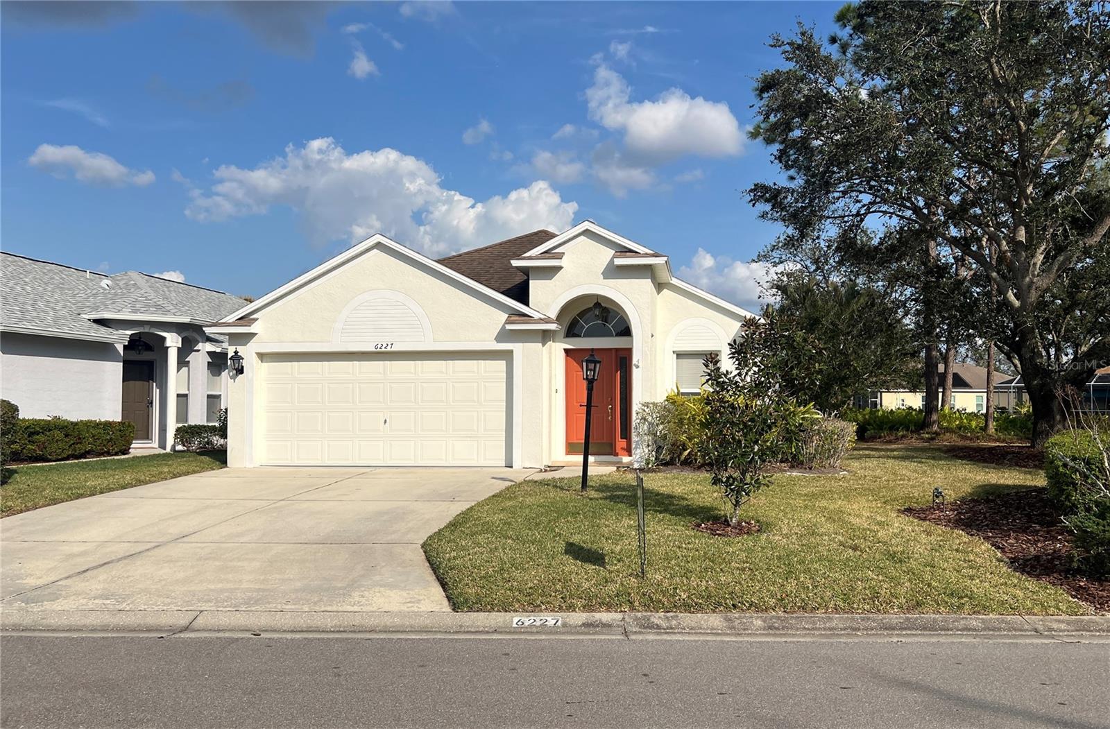 6227 Yellowtop Dr, FL