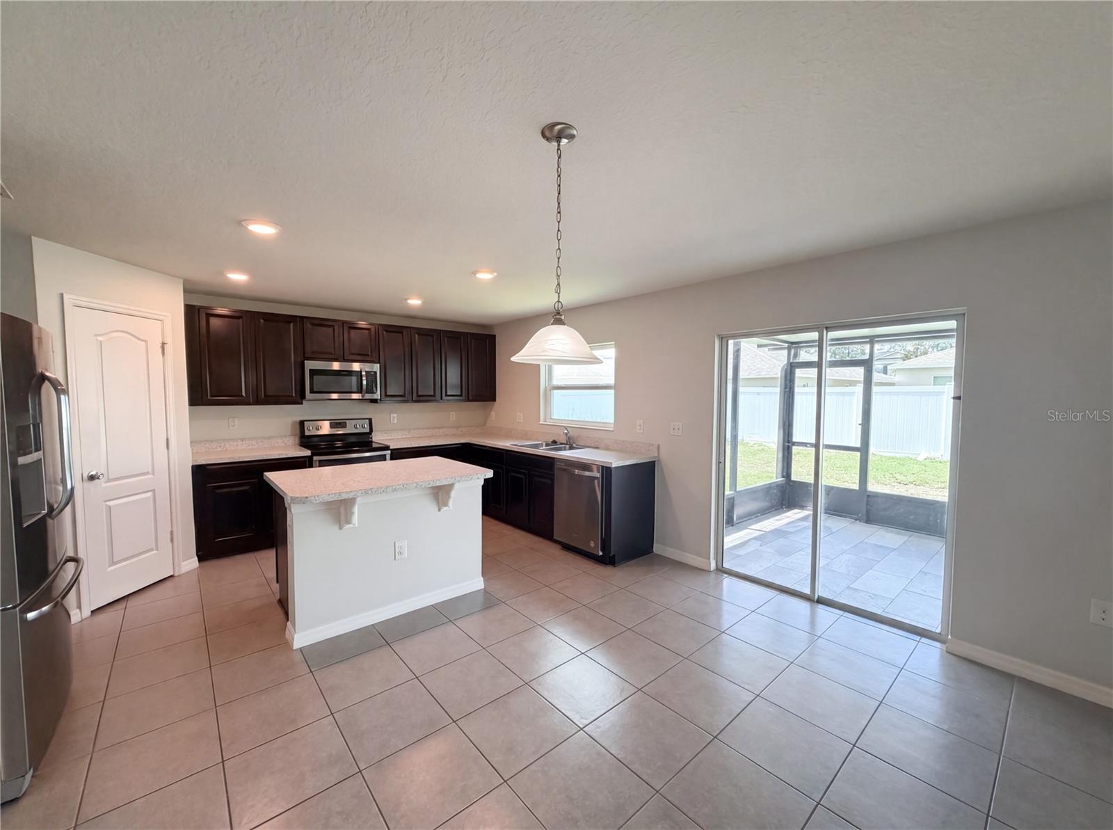 4272 Moon Shadow Loop, FL