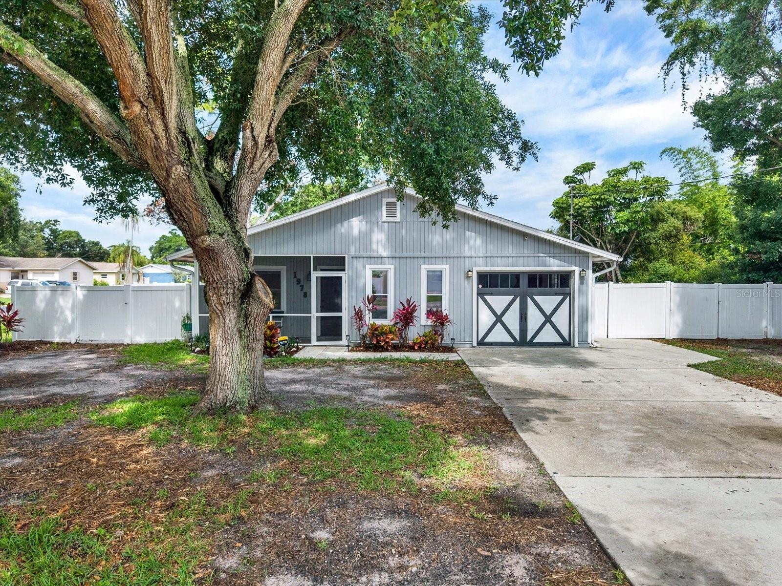 1978 Dix St, FL