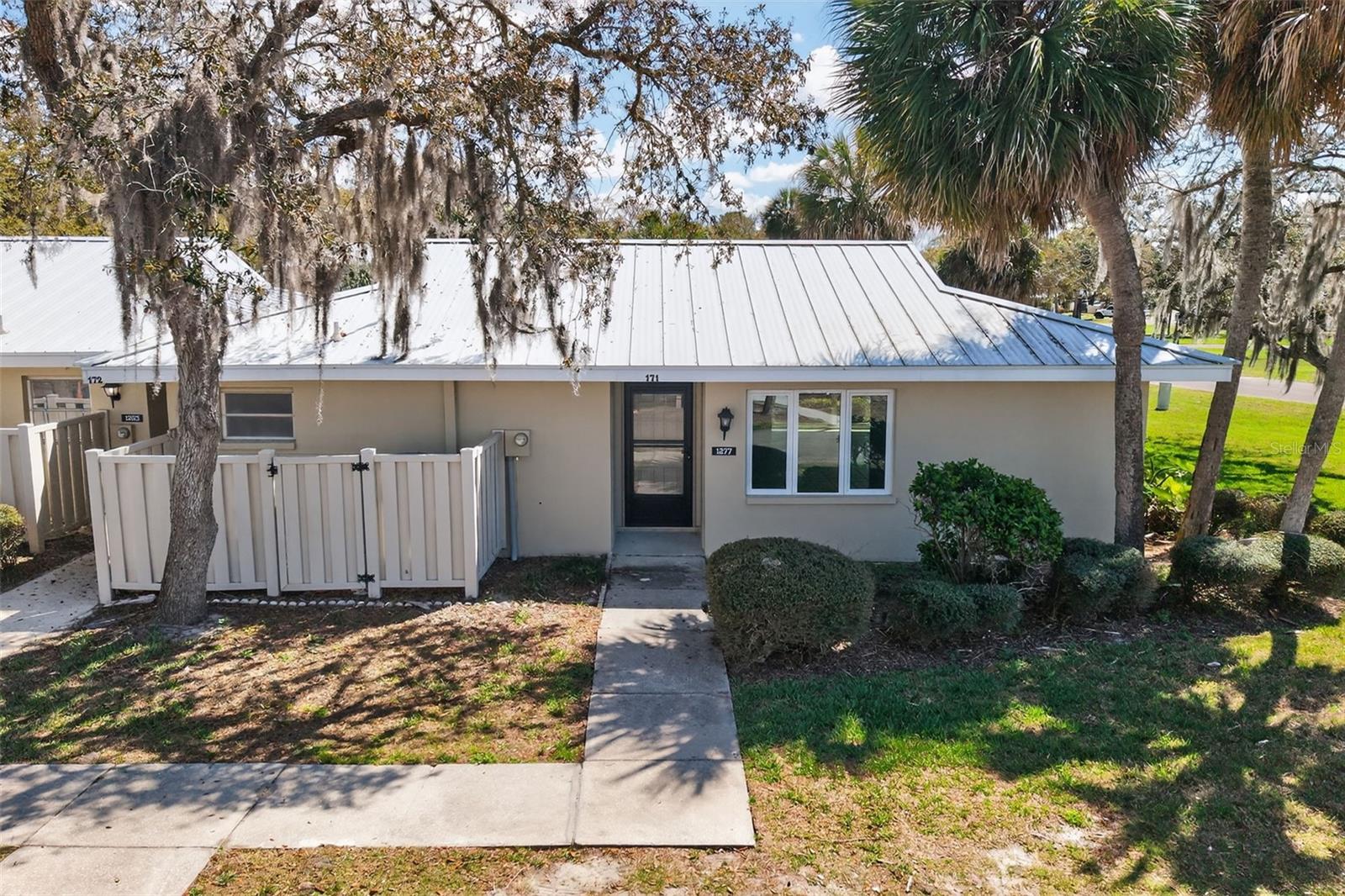 1277 Osprey Point, FL