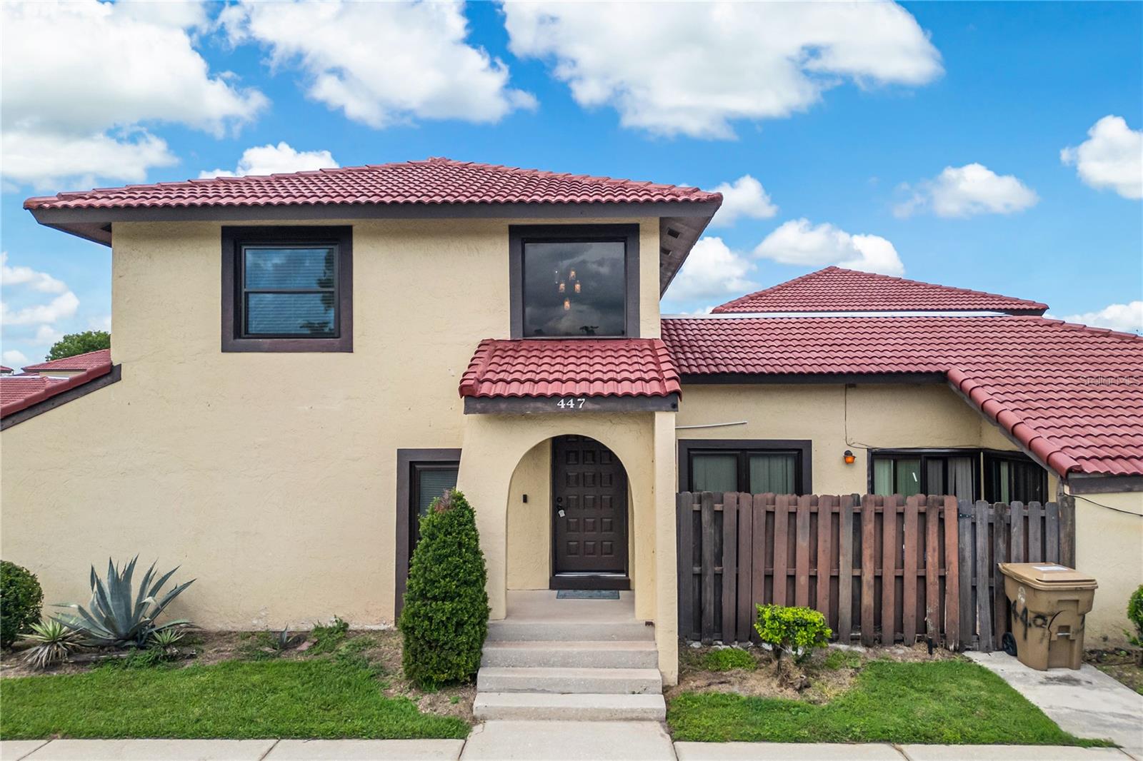 447 Hunter Circle, FL
