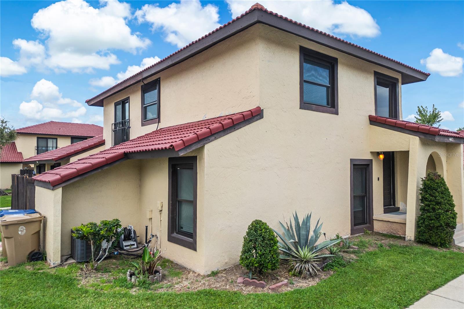 447 Hunter Circle, FL
