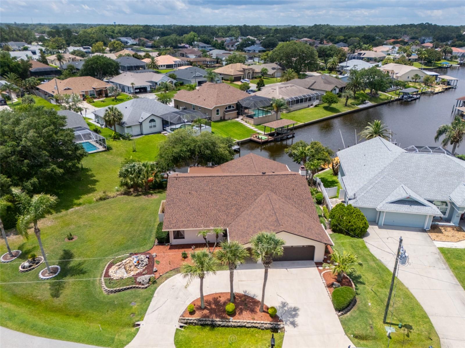 85 Colechester Lane, FL