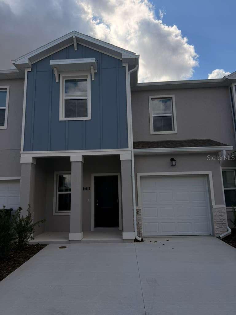 2728 Skyline Loop, FL