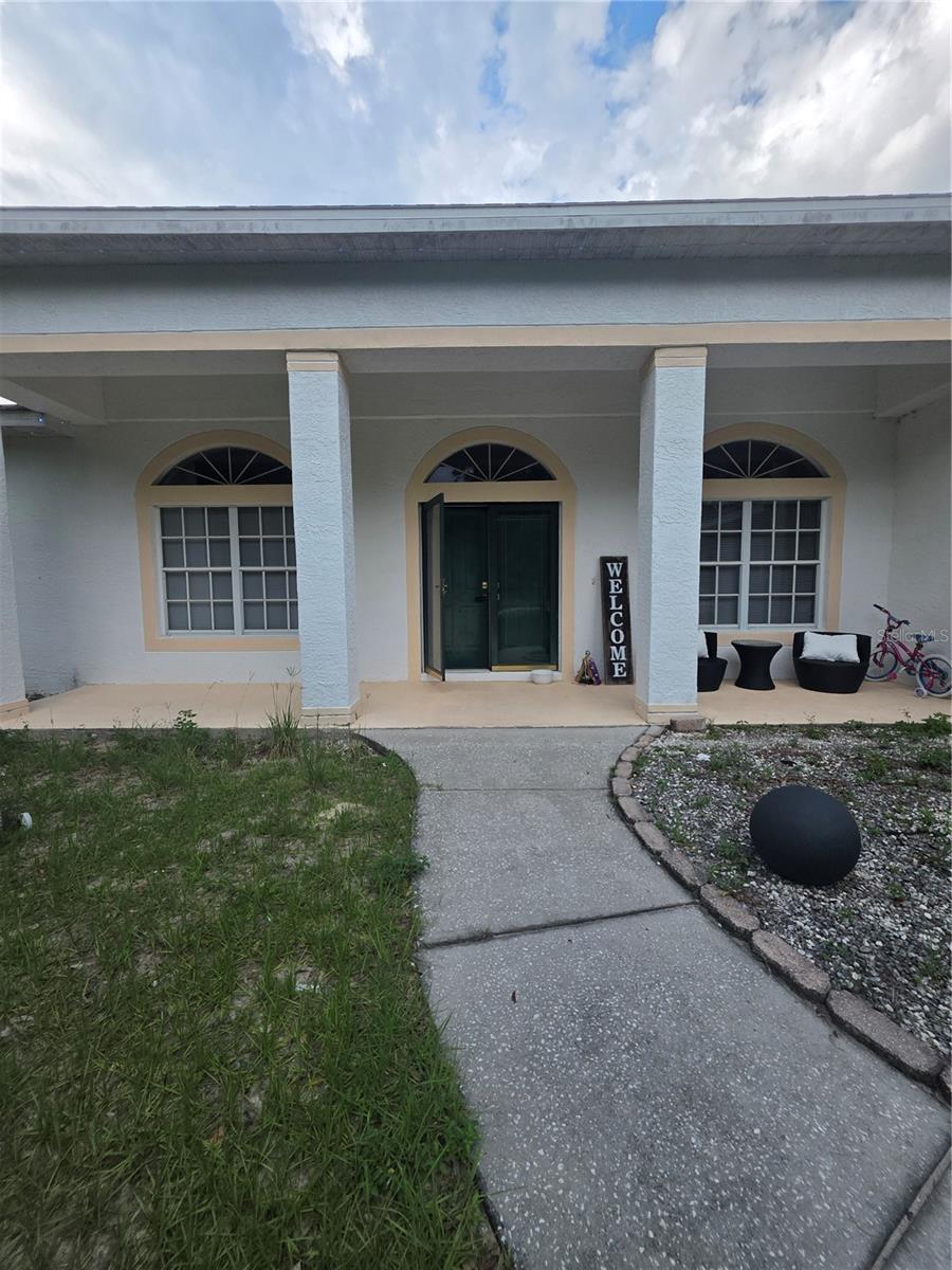 17820 Monteverde Dr, FL