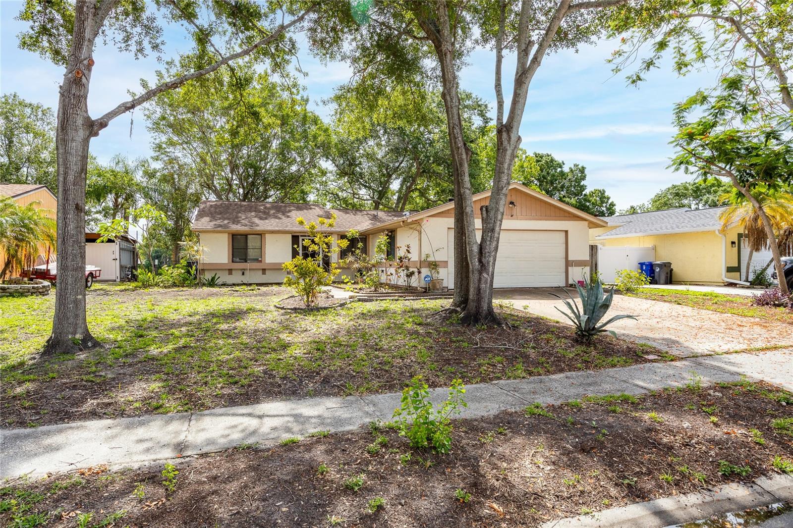 627 Timber Bay Circle, FL