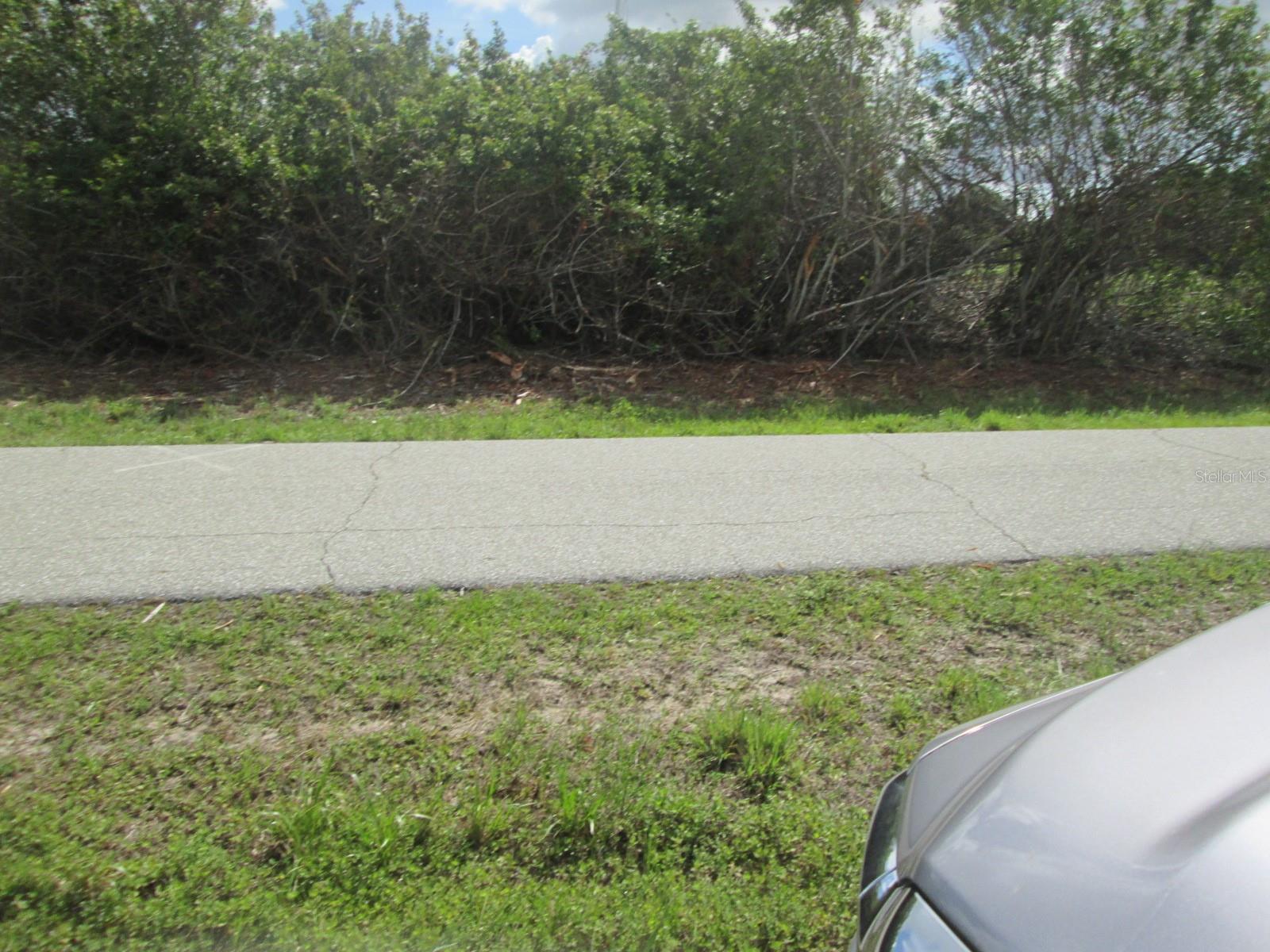 6663 & 6669 Kevitt Blvd, FL