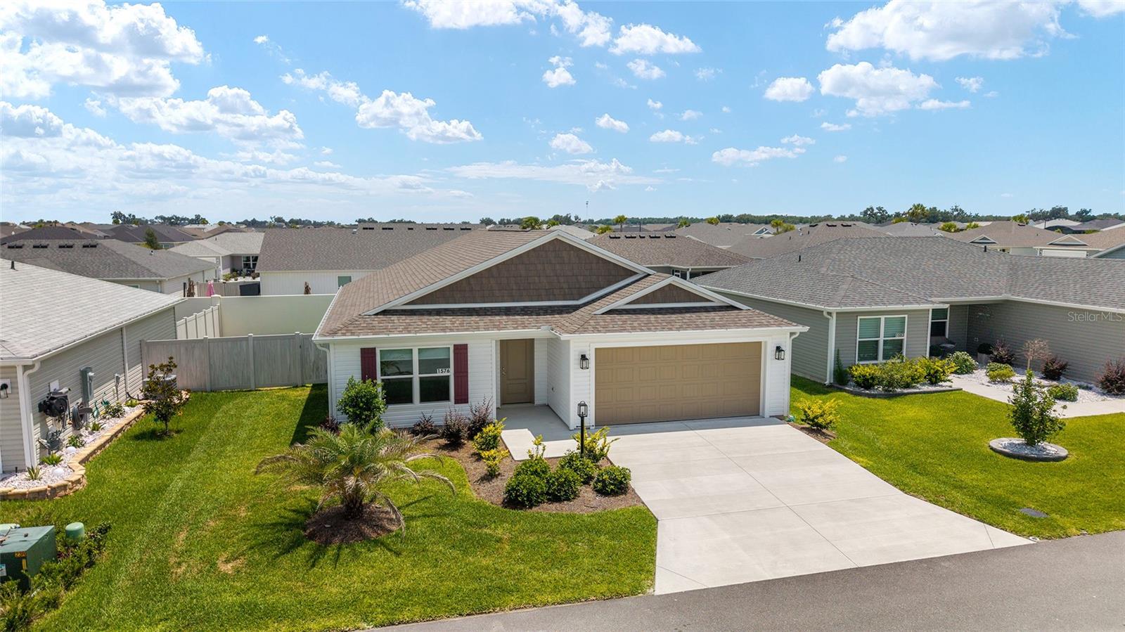 1576 Good Place, FL