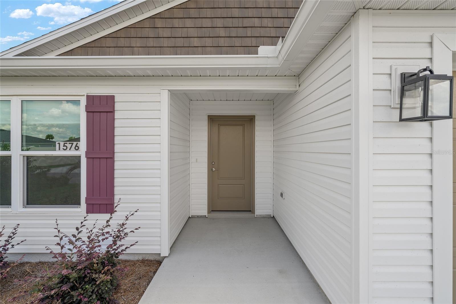 1576 Good Place, FL