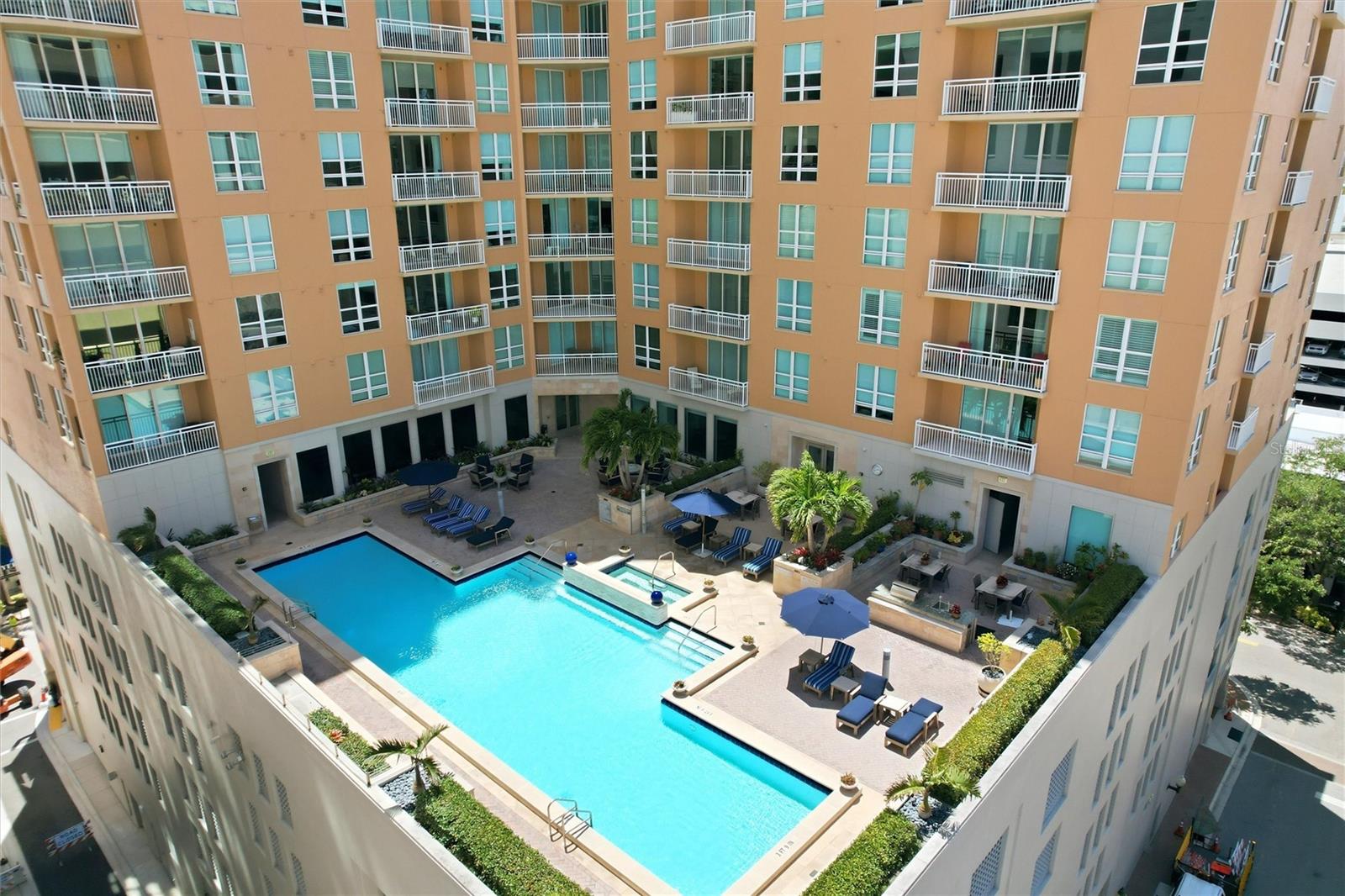 1350 Main Street, FL