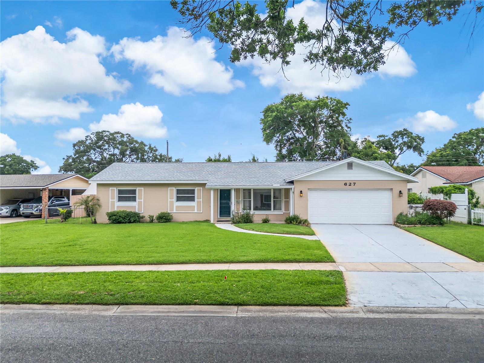 627 Vandenberg Street, FL