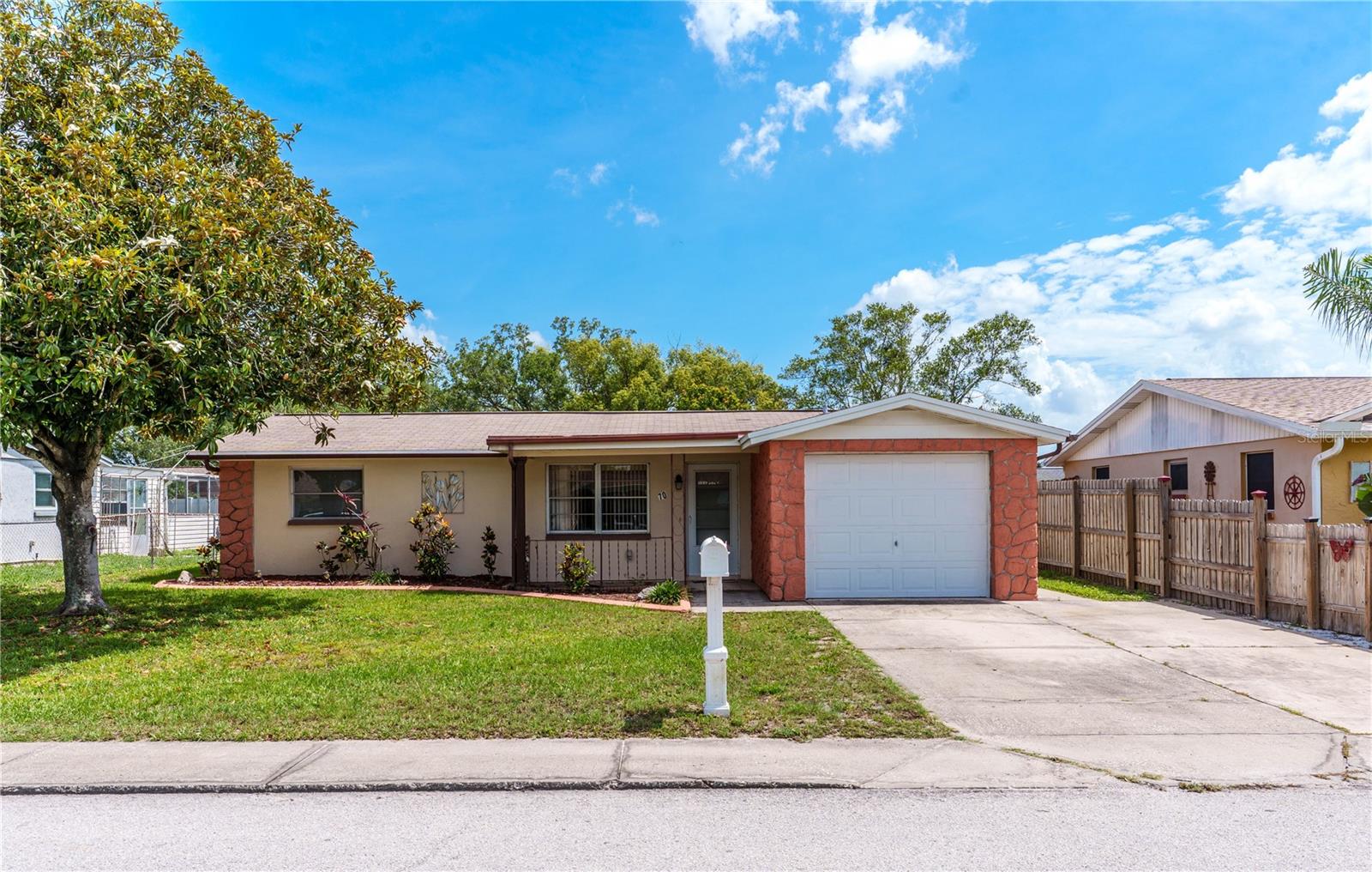 7024 Mayfield Drive, FL