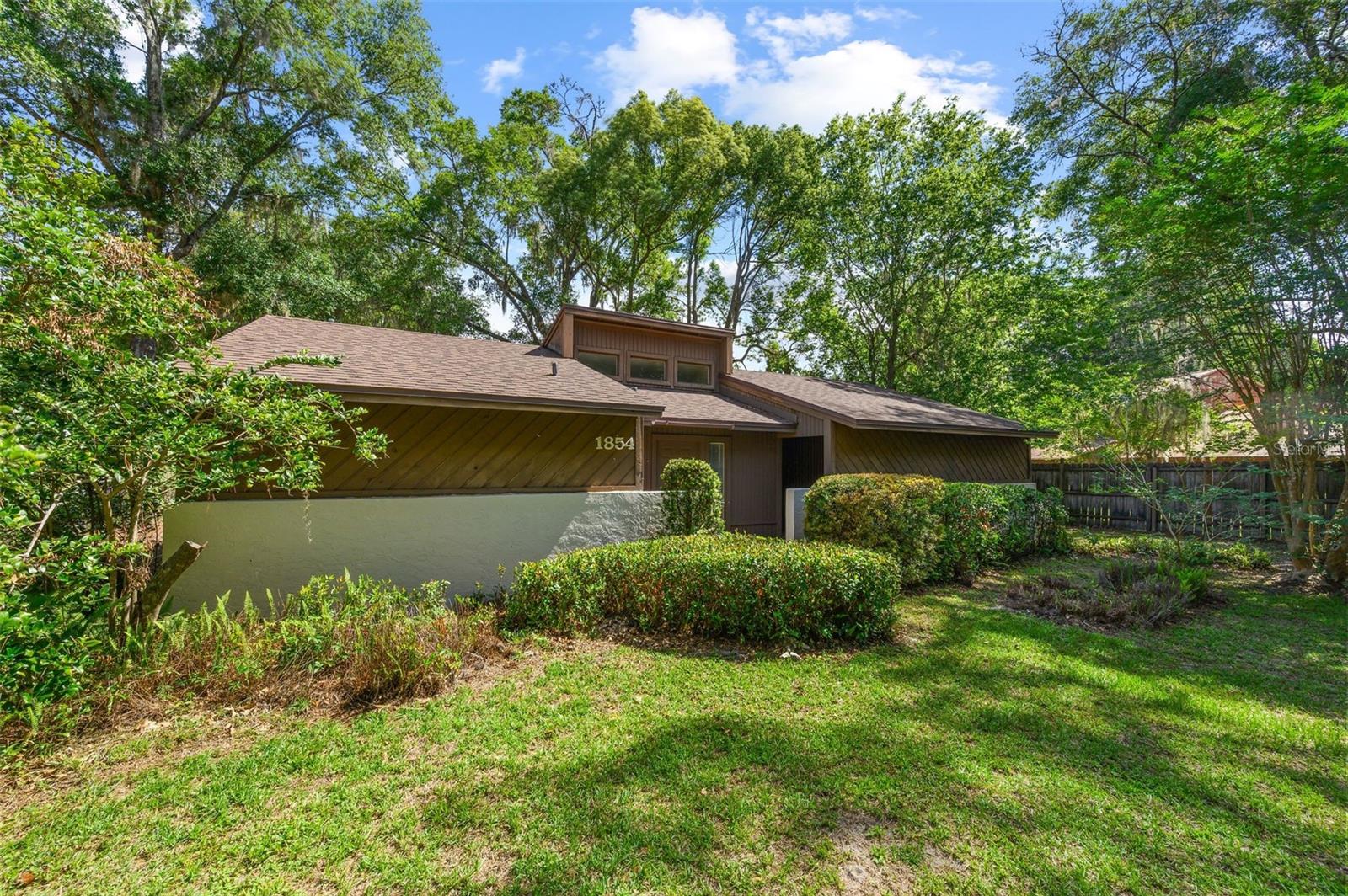 1854 41st Place, FL
