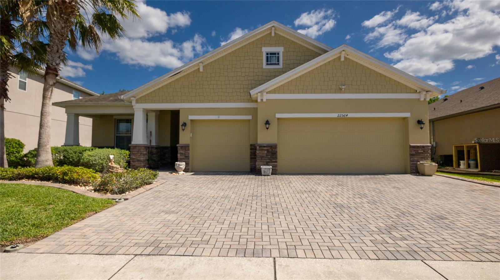 22564 Cherokee Rose Place, FL